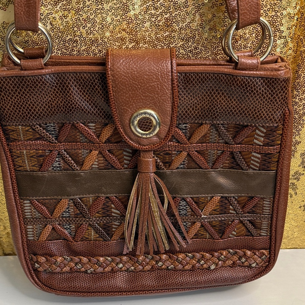 Stylish Brown Leather Shoulder Bag with Tassel - Picture 2 of 10